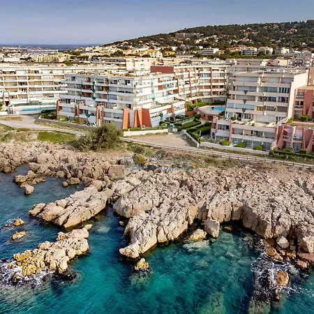2 Pieces, Terrasse 14m², Face Plage, Pour 6 Personnes, Classe 2* - Fr-1-472a-173 Apartment Sete